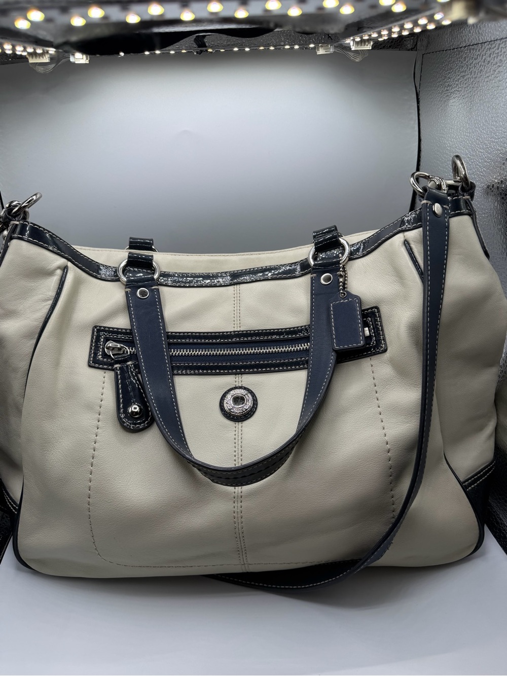 Coach Laura North South Chalk Navy Ivory Leather Tote, Detachable Strap F 14887